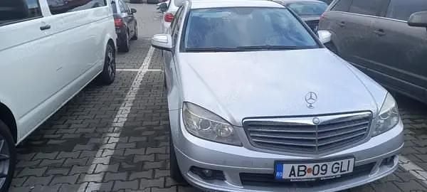 Second-hand Mercedes C180 156 CP (114 kW) 2008 Berlinǎ