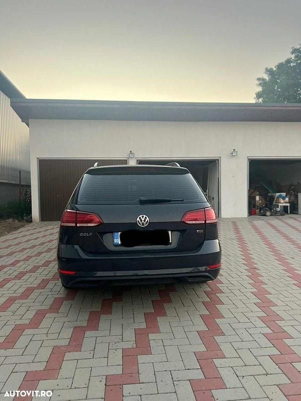 Second-hand VW Golf VII Comfortline 115 CP (84 kW) 2017 Culoarenegru Break