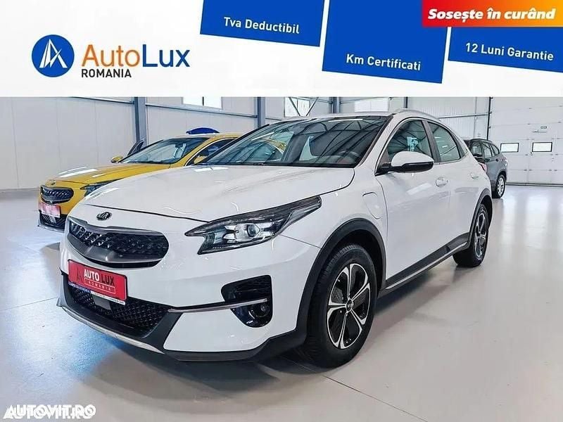Culoarealb Utilizat 2021 Kia XCeed Vision SUV | 18.800 EUR (Preț OK) - Imagine 1/4