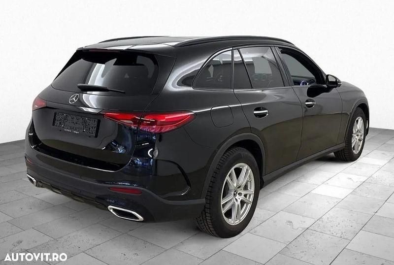 Second-hand Mercedes GLC220 Advanced 197 CP (144 kW) 2024 Culoarenegru SUV