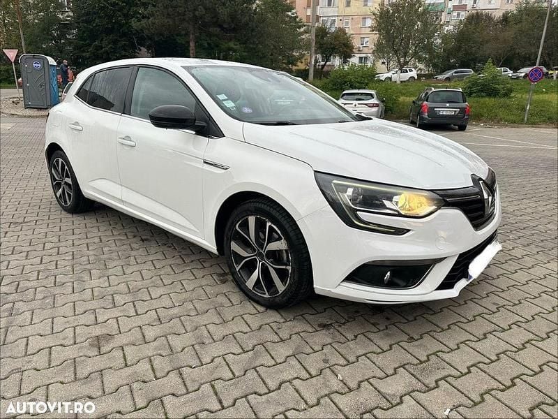 Culoarealb Utilizat 2018 Renault Mégane IV LIMITED Hatchback | 9.300 EUR (Preț OK) - Imagine 1/4