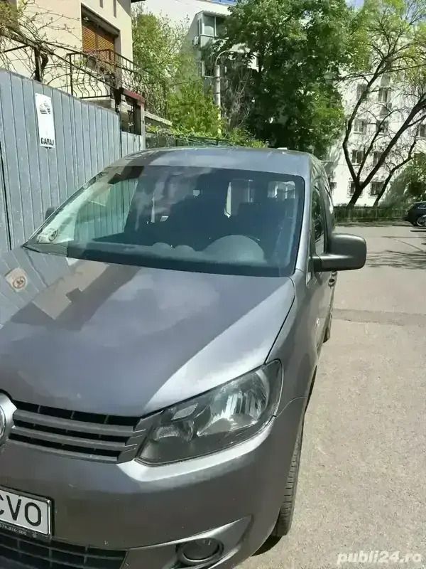 Gri Utilizat 2014 VW Caddy Monovolum | 7.900 EUR - Imagine 1/4