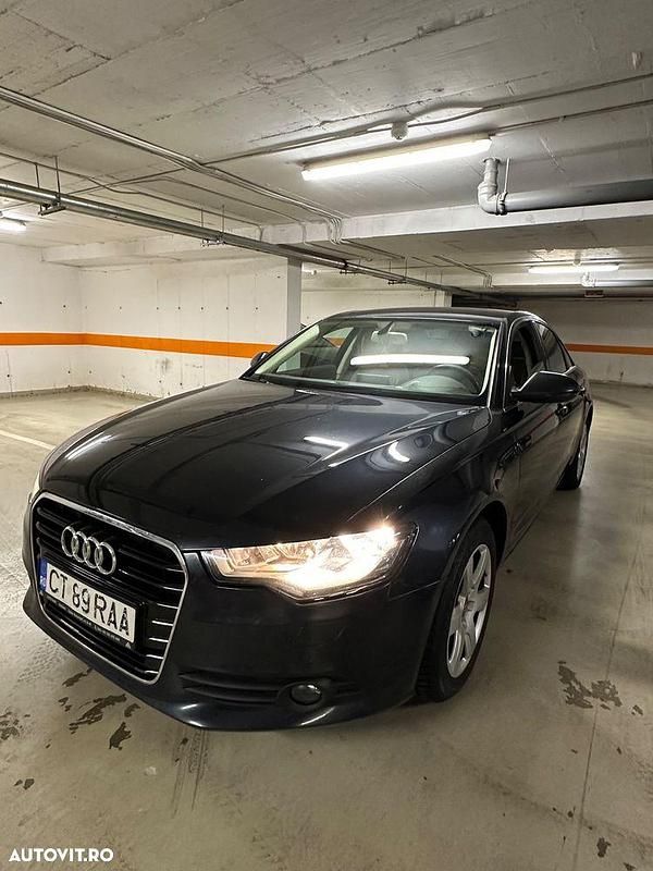 Culoarealbastru Utilizat 2012 Audi A6 Berlinǎ | 8.200 EUR (Super Preț) - Imagine 1/4