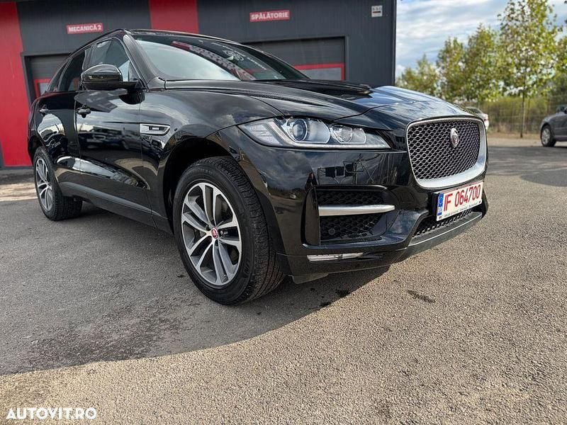 Culoarenegru Utilizat 2017 Jaguar F-Pace R-Sport SUV | 15.500 EUR (Preț bun) - Imagine 1/4