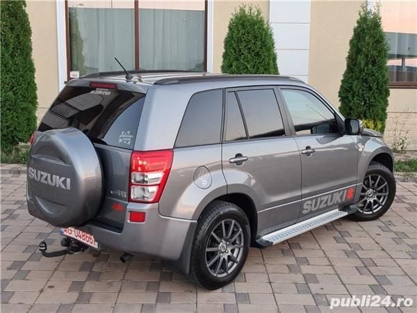 Second-hand Suzuki Grand Vitara 129 CP (94 kW) 2009 Gri SUV