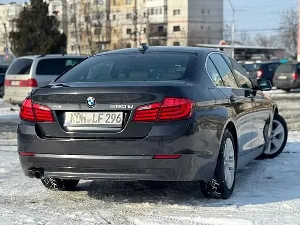 Second-hand BMW 520 184 CP (135 kW) 2011 Berlinǎ