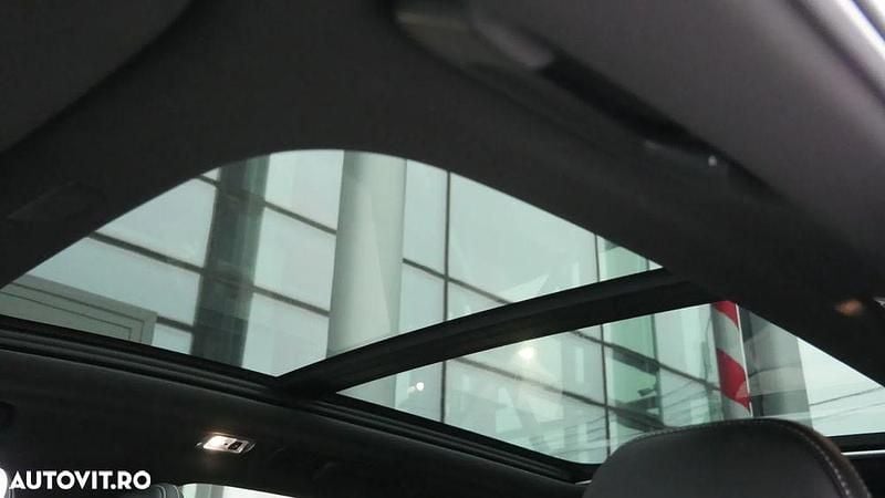 Second-hand Volvo XC60 R-Design 303 CP (222 kW) 2019 Culoarealb SUV