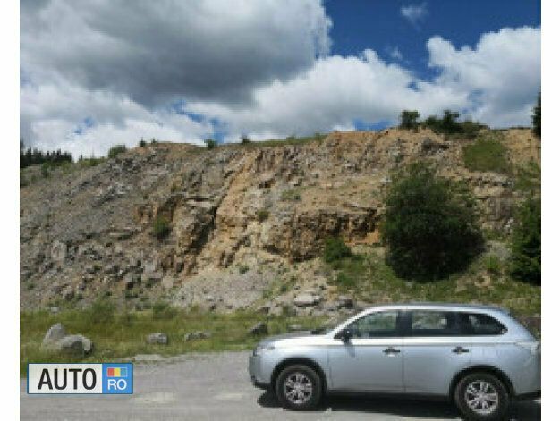 Second-hand Mitsubishi Outlander 145 CP (106 kW) 2015 Gri SUV