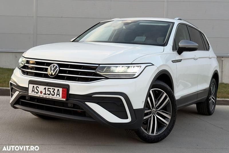 Second-hand VW Tiguan IQ Drive 150 CP (110 kW) 2023 Culoarealb SUV