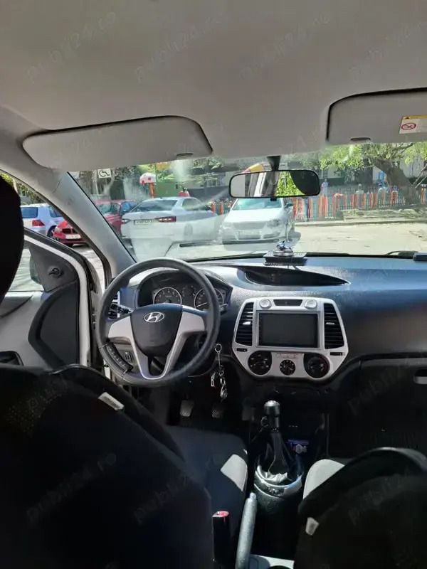 Utilizat 2012 Hyundai i20 Berlinǎ | 4.000 EUR (Super Preț) - Imagine 1/4