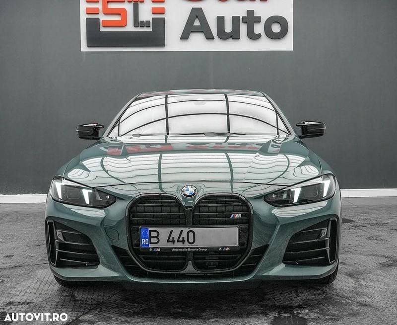 Second-hand BMW M4 M Sport 374 CP (275 kW) 2024 Culoarealbastru Coupe