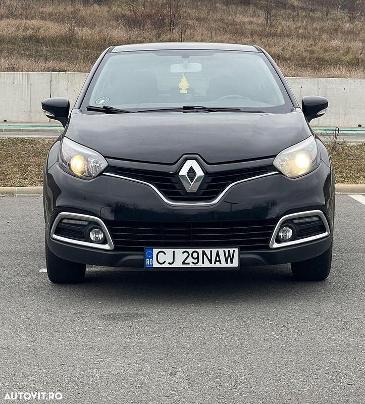 Negru Utilizat 2015 Renault Captur Dynamique SUV | 6.500 EUR (Preț OK) - Imagine 1/4