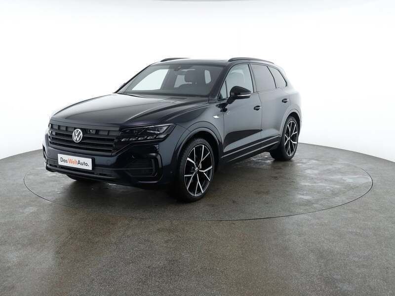 Albastru inchis metalic perleffect Utilizat 2021 VW Touareg Style SUV | 46.000 EUR (Scump) - Imagine 1/4