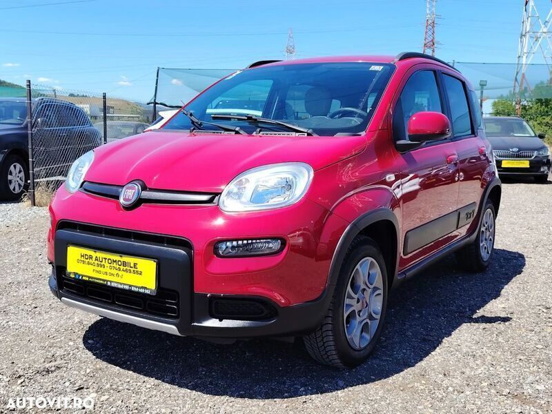 Rosu Utilizat 2013 Fiat Panda 4x4 Cross Hatchback | 5.999 EUR - Imagine 1/4