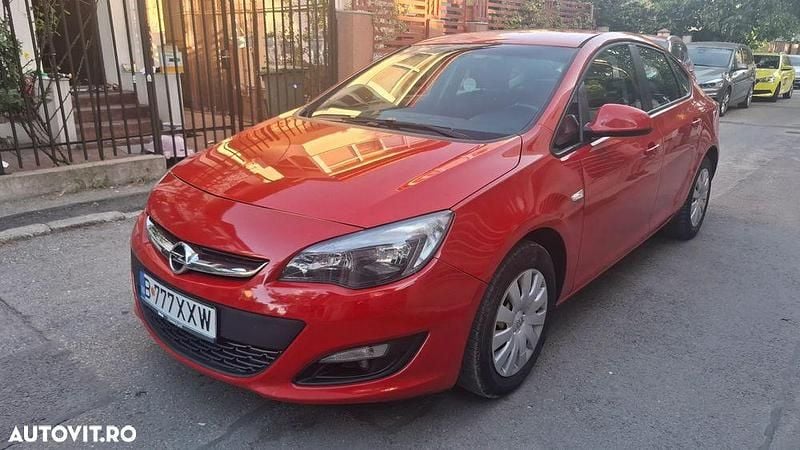 Second-hand Opel Astra Enjoy 116 CP (85 kW) 2014 Culoarerosu Berlinǎ