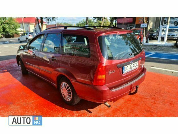 Second-hand Ford Focus 101 CP (74 kW) 1999 Rosu Break