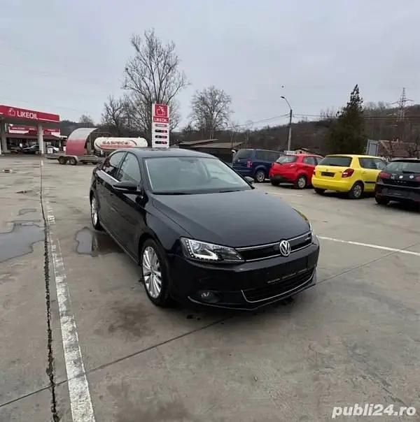 Utilizat 2013 VW Jetta Hybrid Berlinǎ | 7.800 EUR - Imagine 1/4
