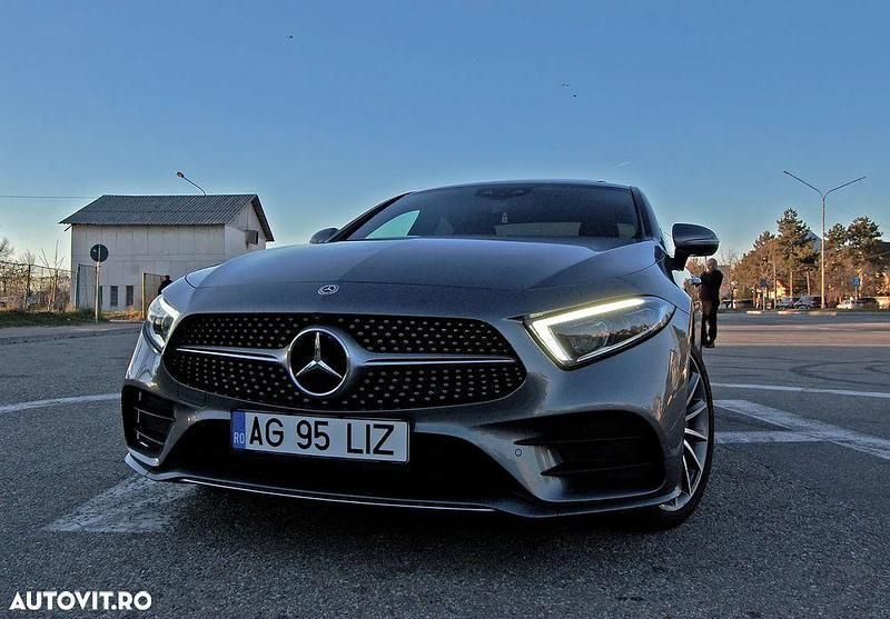 Gri Utilizat 2018 Mercedes 300 Cabrio | 34.900 EUR - Imagine 1/4