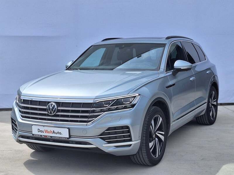 Argintiu metalic Utilizat 2023 VW Touareg Elegance SUV | 56.400 EUR (Preț OK) - Imagine 1/4