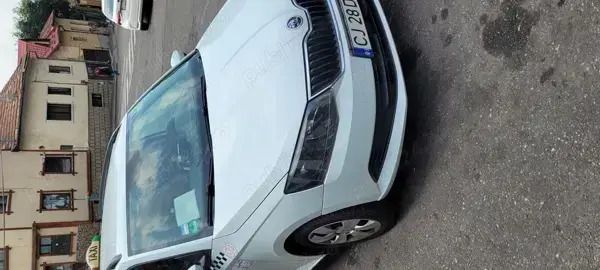 Utilizat 2015 Skoda Fabia Break | 11.000 EUR - Imagine 1/4