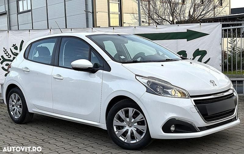 Second-hand Peugeot 208 Style 83 CP (61 kW) 2019 Culoarealb Hatchback