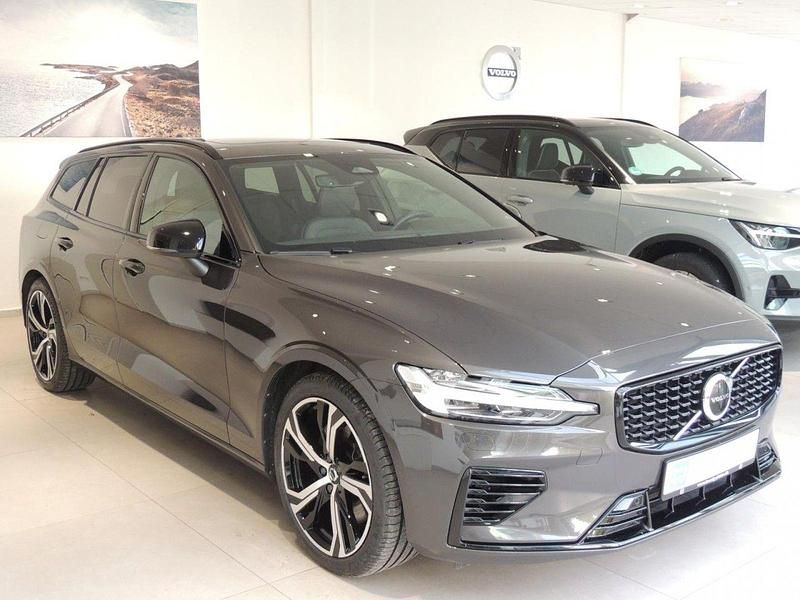Utilizat 2022 Volvo V60 Plus Break | 40.170 EUR - Imagine 1/1