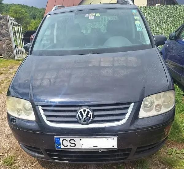 Negru Utilizat 2006 VW Touran Monovolum | 4.000 EUR (Scump) - Imagine 1/4