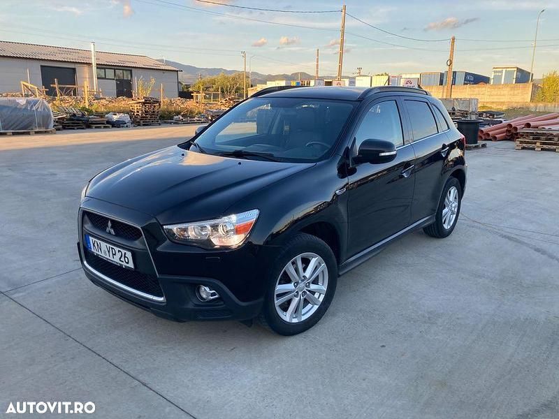 Culoarenegru Utilizat 2013 Mitsubishi ASX Instyle SUV | 8.690 EUR (Preț OK) - Imagine 1/4