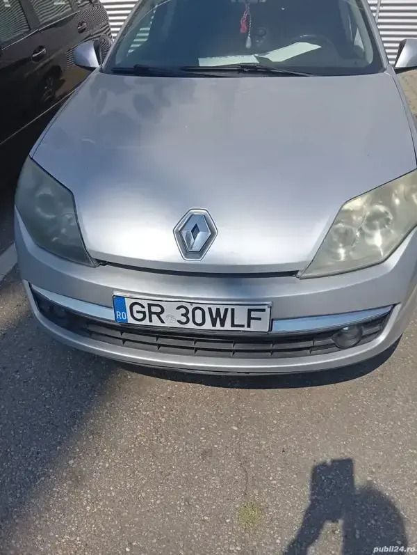 Utilizat 2011 Renault Laguna III Berlinǎ | 2.800 EUR (Preț bun) - Imagine 1/4