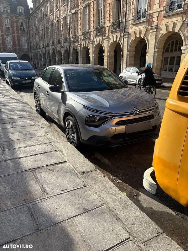 Culoareargint Utilizat 2024 Citroën C4 Feel Hatchback | 13.500 EUR (Preț OK) - Imagine 1/4