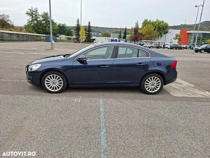 Culoarealbastru Utilizat 2011 Volvo S60 Standard Berlinǎ | 6.500 EUR (Preț bun) - Imagine 1/4
