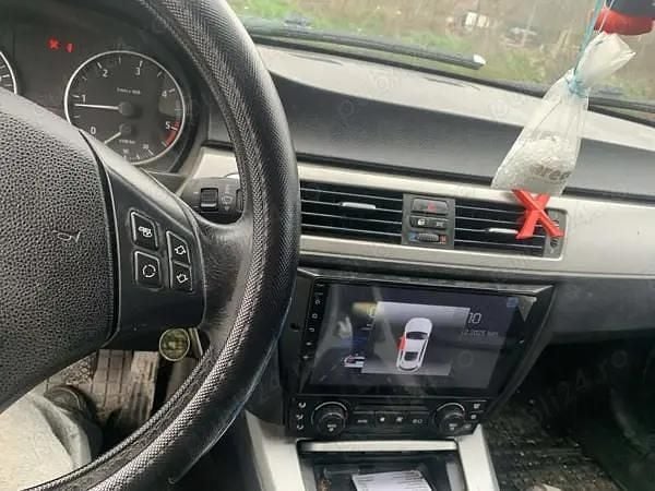 Second-hand BMW 320 164 CP (120 kW) 2006 Berlinǎ