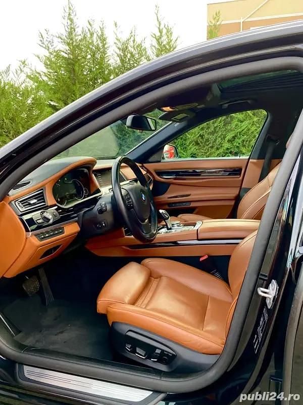 Second-hand BMW 730L 256 CP (188 kW) 2015 Negru Berlinǎ