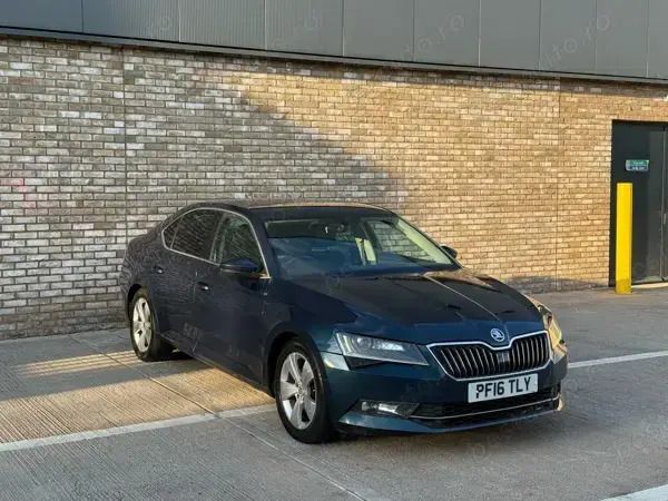 Utilizat 2016 Skoda Superb Berlinǎ | 4.900 EUR - Imagine 1/4