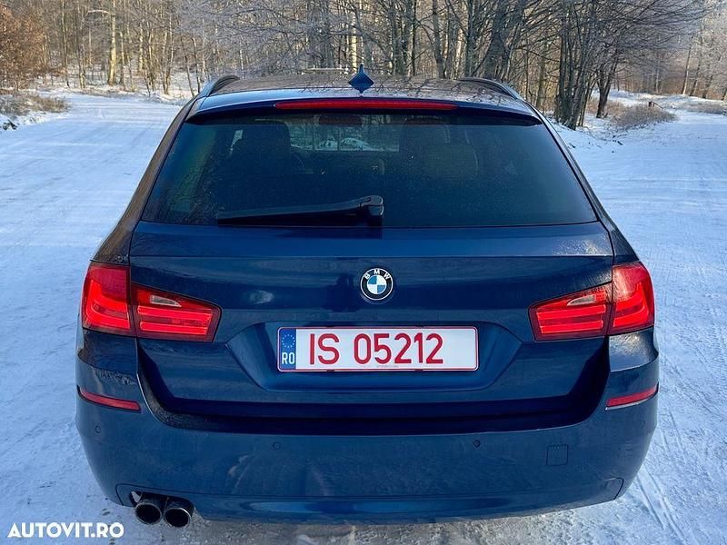 Second-hand BMW 520 Sport Line 184 CP (135 kW) 2011 Culoarealbastru Break