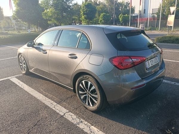 Utilizat 2021 Mercedes A180 Hatchback | 21.400 EUR (Preț OK) - Imagine 1/4
