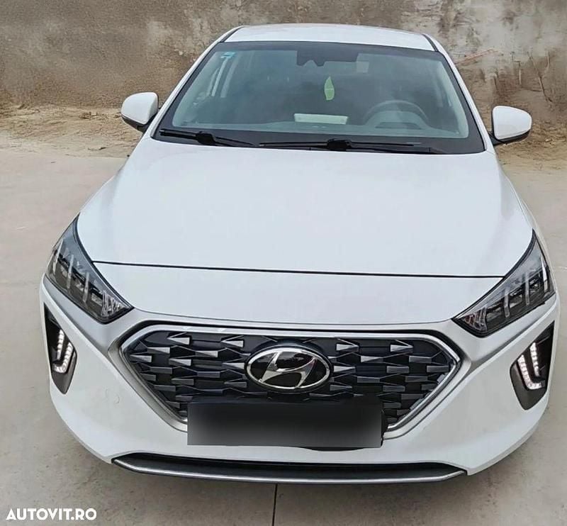 Culoarealb Utilizat 2022 Hyundai Ioniq Hatchback | 22.500 EUR - Imagine 1/4
