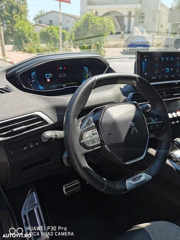 Second-hand Peugeot 3008 GT 300 CP (220 kW) 2022 Culoarealbastru SUV