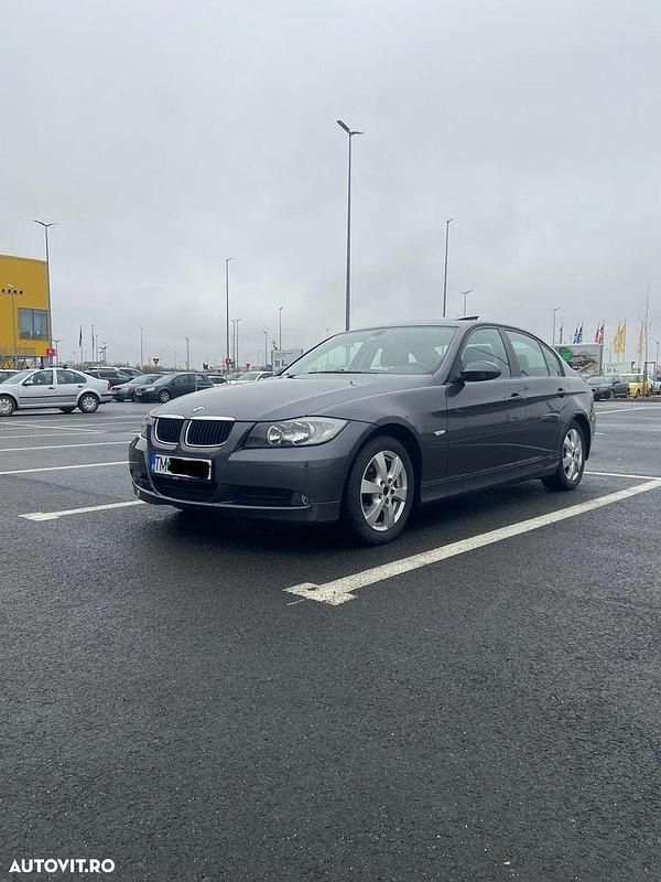 Gri Utilizat 2006 BMW 318 Berlinǎ | 3.400 EUR (Preț OK) - Imagine 1/4
