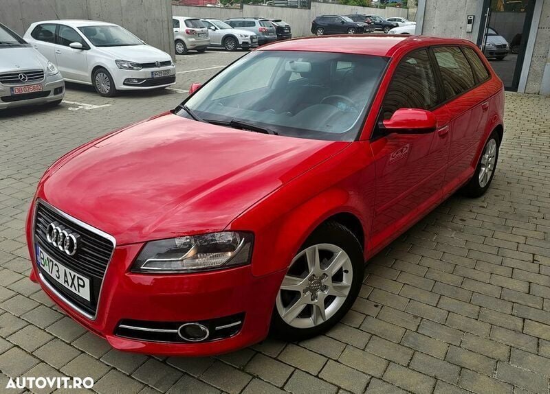 Rosu Utilizat 2012 Audi A3 Hatchback | 7.000 EUR (Super Preț) - Imagine 1/4