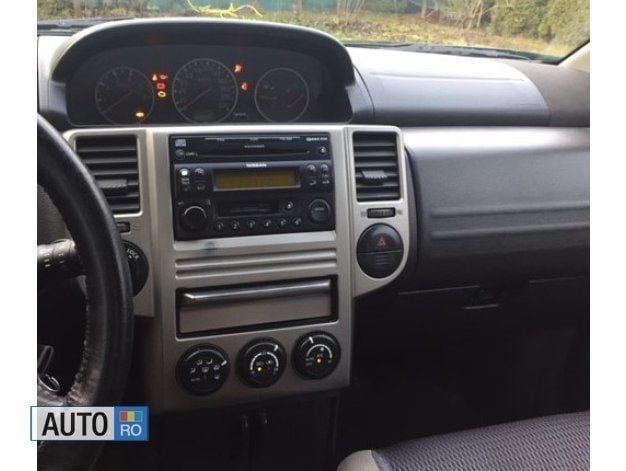 Second-hand Nissan X-Trail 100 CP (73 kW) 2006 Verde SUV