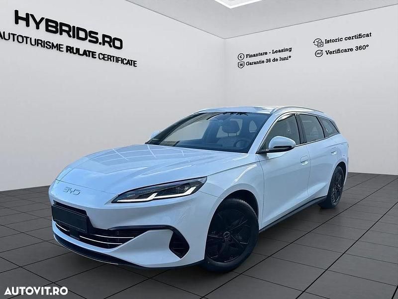 Culoarealb Nouă 2025 BYD Seal Break | 35.990 EUR - Imagine 1/4