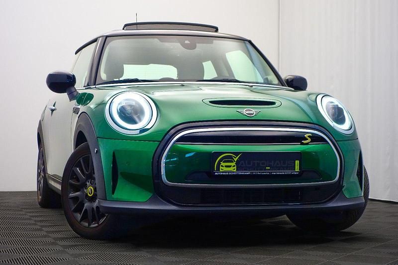 Utilizat 2023 Mini Cooper SE Classic Hatchback | 20.575 EUR - Imagine 1/1