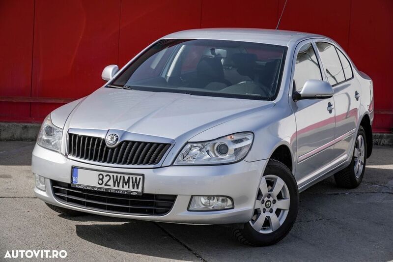 Argint Utilizat 2010 Skoda Octavia Business Line Berlinǎ | 5.499 EUR (Preț OK) - Imagine 1/4