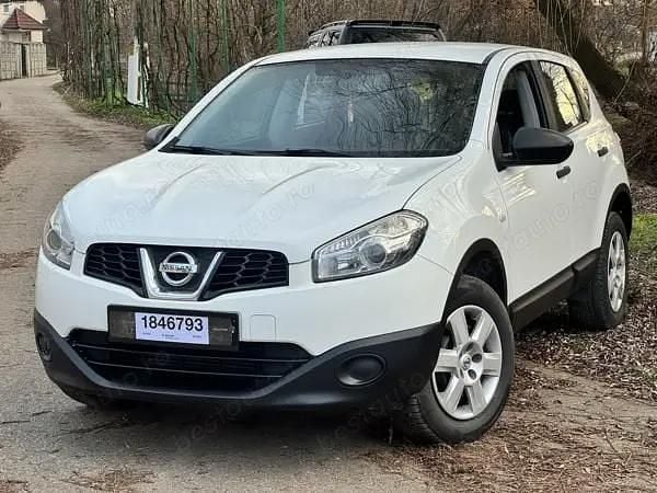 Utilizat 2013 Nissan Qashqai SUV | 5.450 EUR (Preț bun) - Imagine 1/4