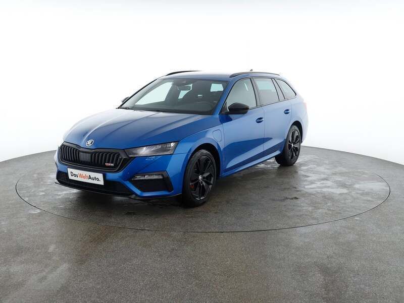 Albastru inchis metalic Utilizat 2021 Skoda Octavia RS | 26.700 EUR - Imagine 1/4