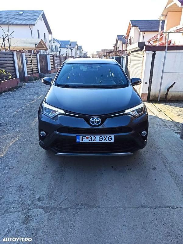 Culoaregri Utilizat 2016 Toyota RAV4 Hybrid SUV | 15.500 EUR (Preț OK) - Imagine 1/4