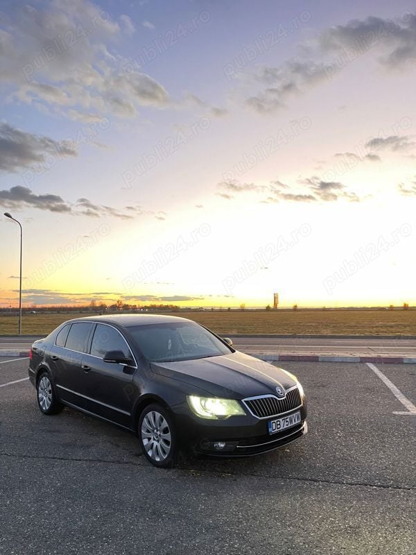 Utilizat 2014 Skoda Superb Berlinǎ | 10.450 EUR (Puțin scump) - Imagine 1/4