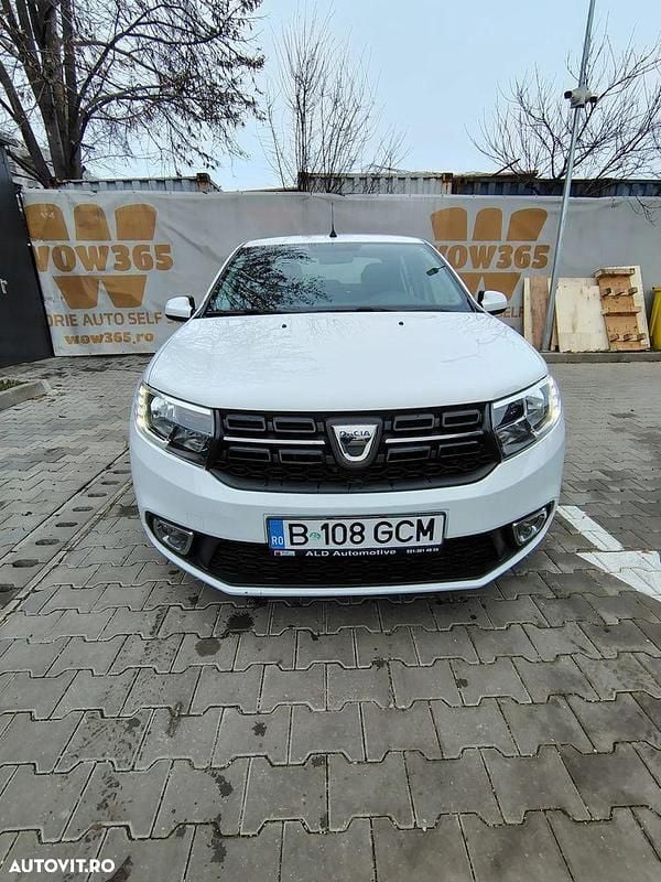 Culoarealb Utilizat 2020 Dacia Logan Lauréate Berlinǎ | 8.950 EUR (Preț bun) - Imagine 1/4