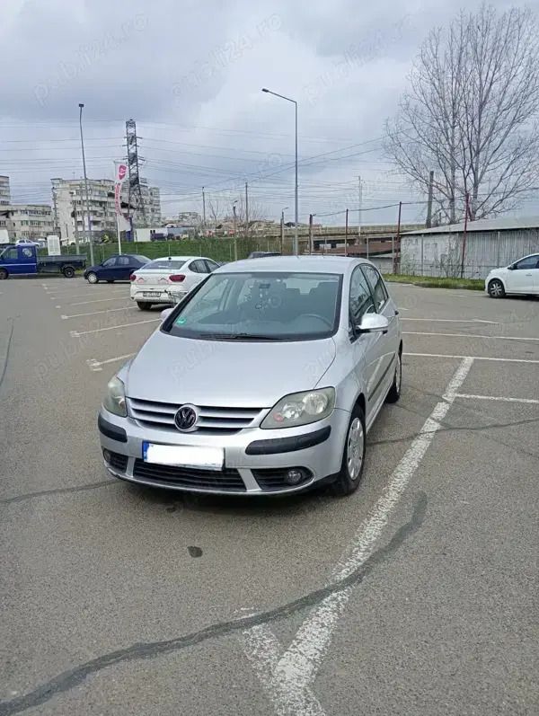 Utilizat 2006 VW Golf Plus Cross Monovolum | 2.500 EUR - Imagine 1/2